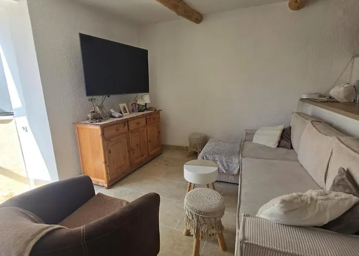 Maison De Village Chaleureuse Sainte-Tulle